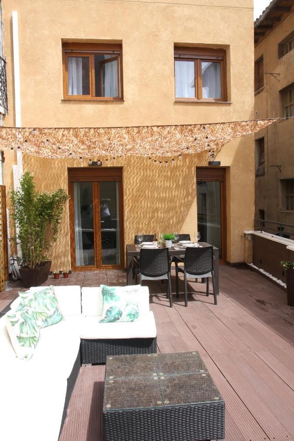 Edificio Privado Con Terraza Apartment Haro Ngoại thất bức ảnh