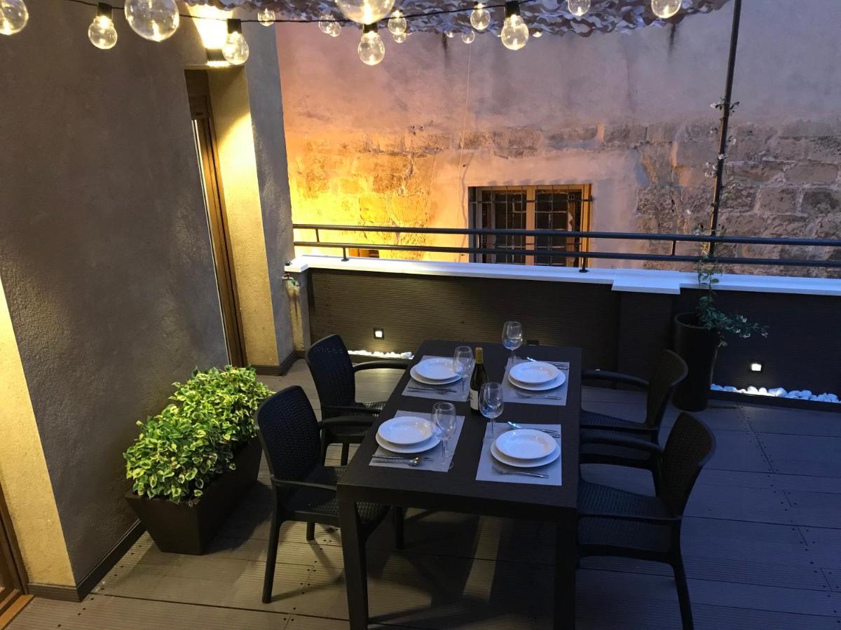Edificio Privado Con Terraza Apartment Haro Ngoại thất bức ảnh